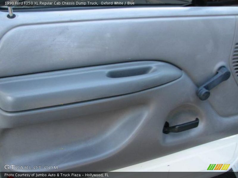 Oxford White / Blue 1990 Ford F350 XL Regular Cab Chassis Dump Truck