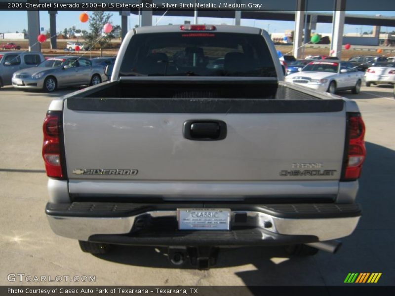 Silver Birch Metallic / Medium Gray 2005 Chevrolet Silverado 2500HD LS Extended Cab