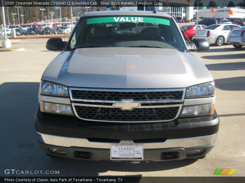 Silver Birch Metallic / Medium Gray 2005 Chevrolet Silverado 2500HD LS Extended Cab