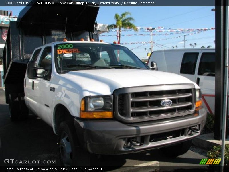 Oxford White / Medium Parchment 2000 Ford F450 Super Duty XL Crew Cab Dump Truck