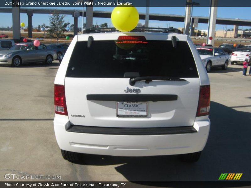 Stone White / Medium Slate Gray 2007 Jeep Grand Cherokee Laredo