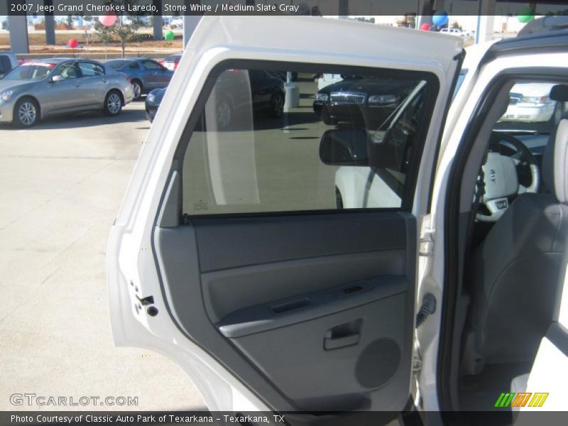 Stone White / Medium Slate Gray 2007 Jeep Grand Cherokee Laredo