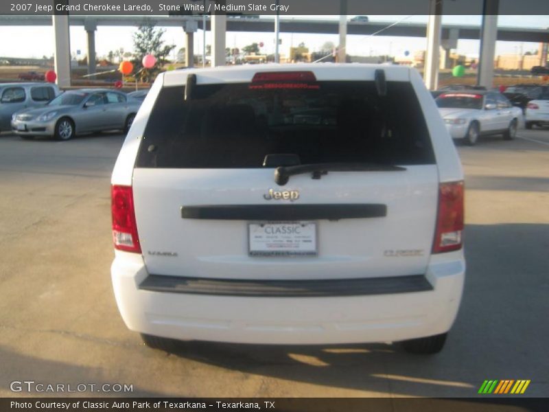 Stone White / Medium Slate Gray 2007 Jeep Grand Cherokee Laredo