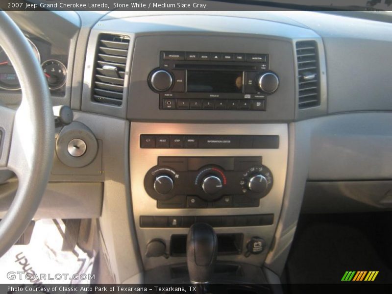 Stone White / Medium Slate Gray 2007 Jeep Grand Cherokee Laredo