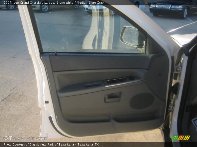 Stone White / Medium Slate Gray 2007 Jeep Grand Cherokee Laredo