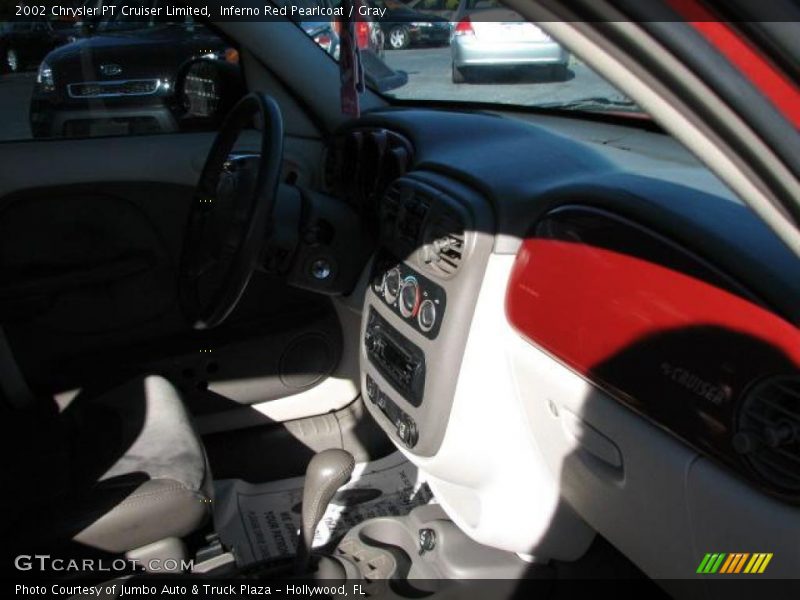 Inferno Red Pearlcoat / Gray 2002 Chrysler PT Cruiser Limited