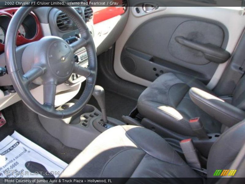 Inferno Red Pearlcoat / Gray 2002 Chrysler PT Cruiser Limited