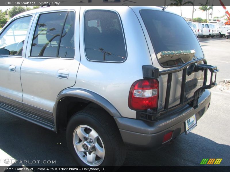 Silver / Gray 2002 Kia Sportage
