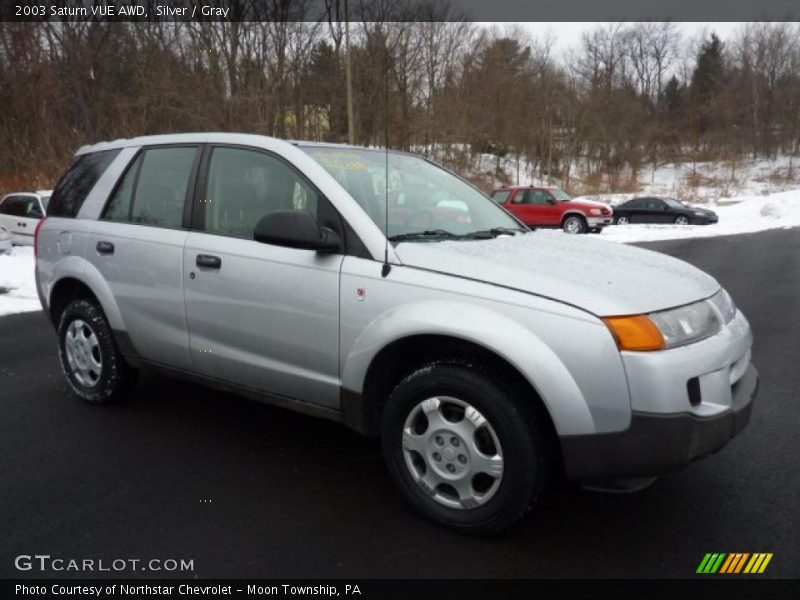 Silver / Gray 2003 Saturn VUE AWD