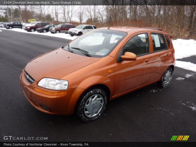 Spicy Orange / Gray 2004 Chevrolet Aveo Hatchback