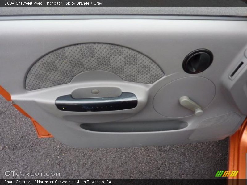 Spicy Orange / Gray 2004 Chevrolet Aveo Hatchback