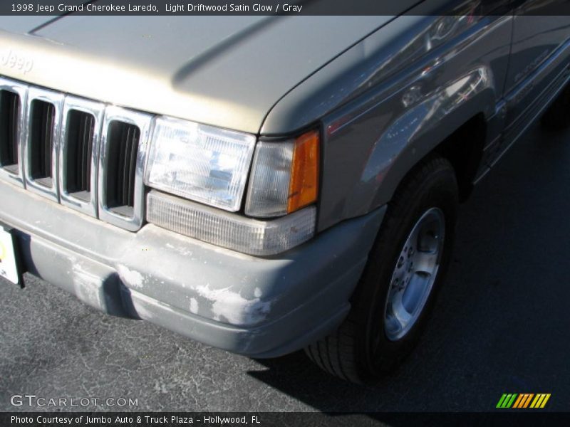 Light Driftwood Satin Glow / Gray 1998 Jeep Grand Cherokee Laredo