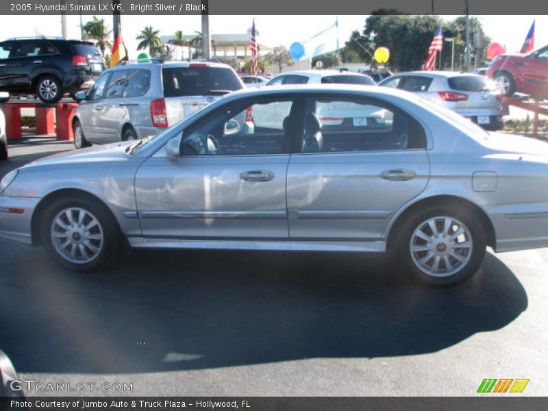 Bright Silver / Black 2005 Hyundai Sonata LX V6