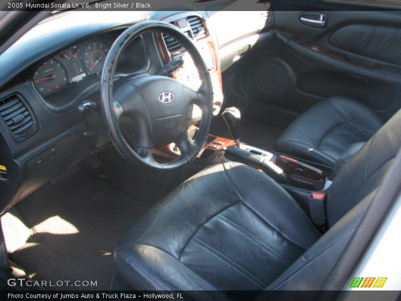 Bright Silver / Black 2005 Hyundai Sonata LX V6