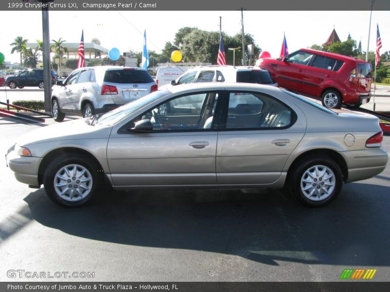 Champagne Pearl / Camel 1999 Chrysler Cirrus LXi