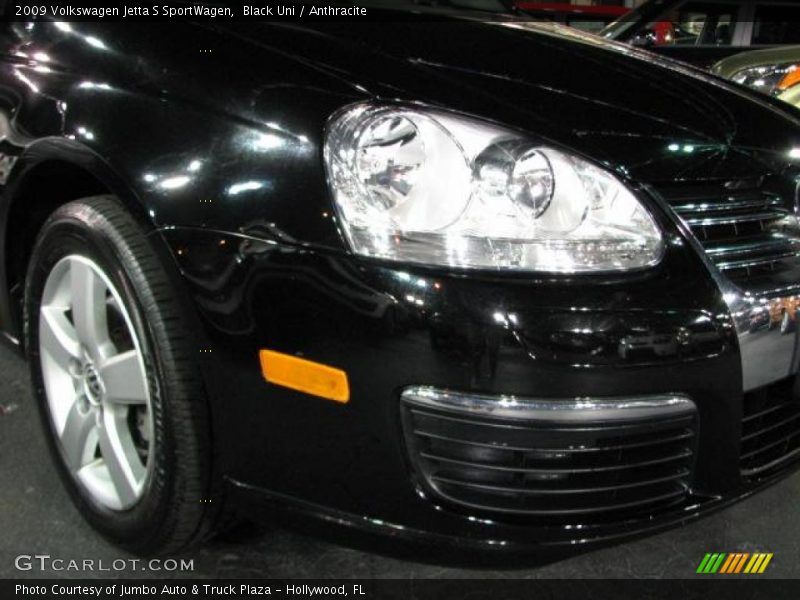 Black Uni / Anthracite 2009 Volkswagen Jetta S SportWagen