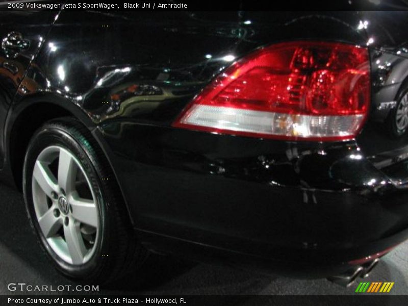 Black Uni / Anthracite 2009 Volkswagen Jetta S SportWagen