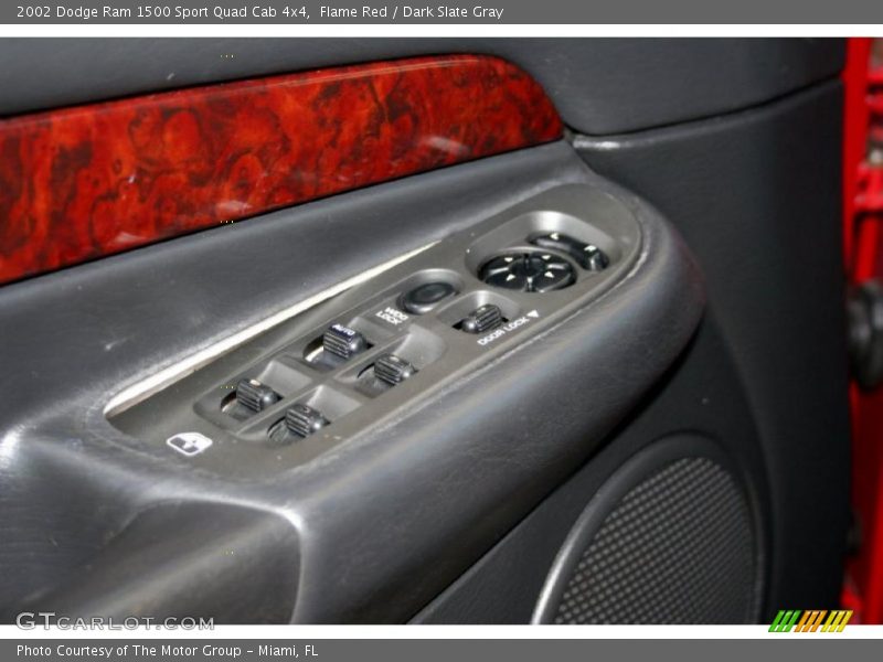 Flame Red / Dark Slate Gray 2002 Dodge Ram 1500 Sport Quad Cab 4x4