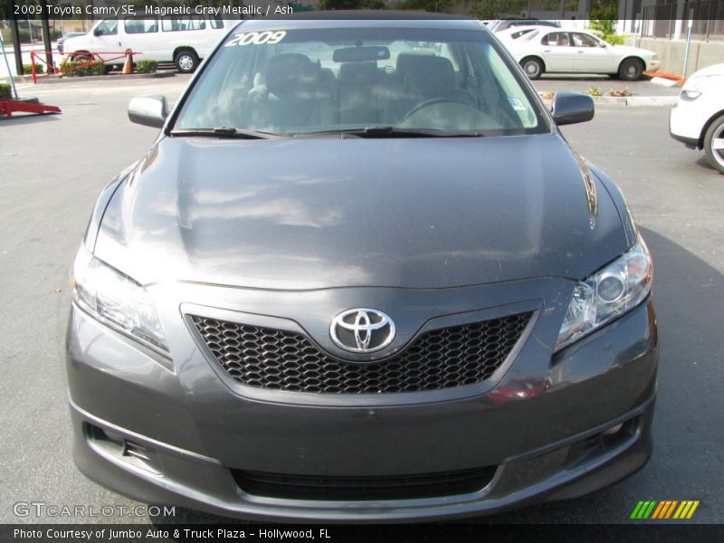 Magnetic Gray Metallic / Ash 2009 Toyota Camry SE