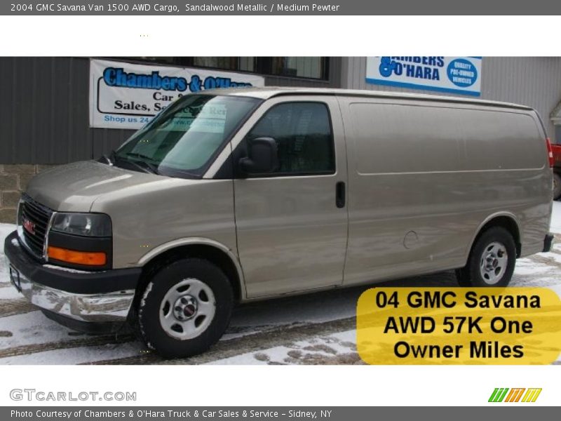 Sandalwood Metallic / Medium Pewter 2004 GMC Savana Van 1500 AWD Cargo