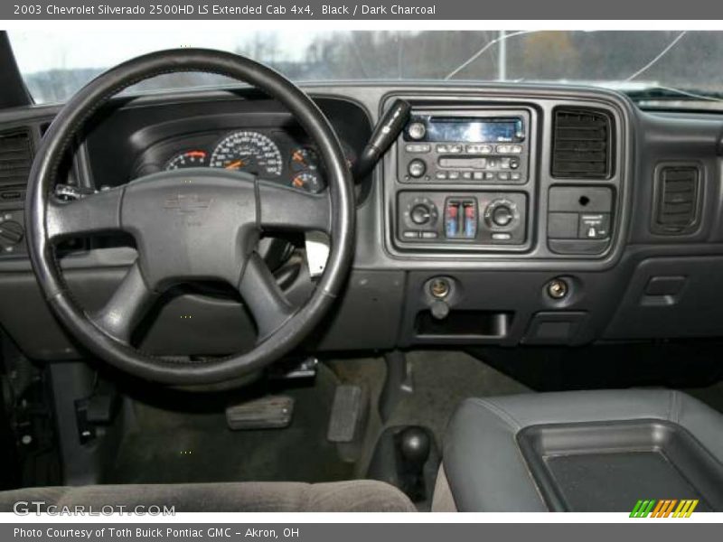 Black / Dark Charcoal 2003 Chevrolet Silverado 2500HD LS Extended Cab 4x4