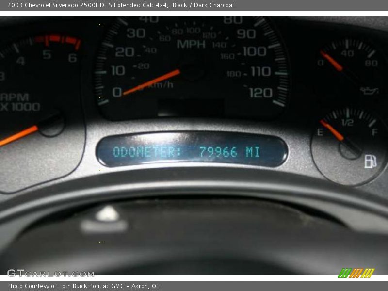 Black / Dark Charcoal 2003 Chevrolet Silverado 2500HD LS Extended Cab 4x4