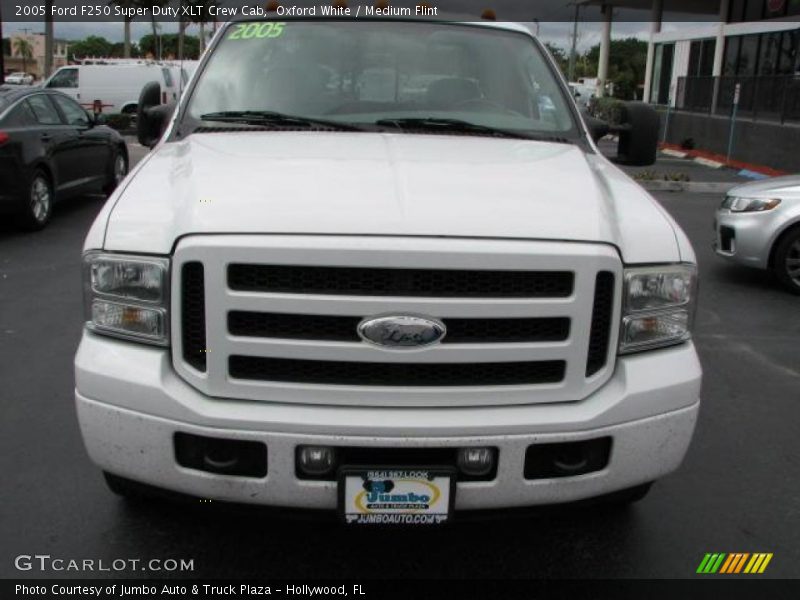 Oxford White / Medium Flint 2005 Ford F250 Super Duty XLT Crew Cab