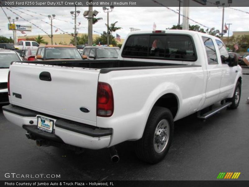 Oxford White / Medium Flint 2005 Ford F250 Super Duty XLT Crew Cab