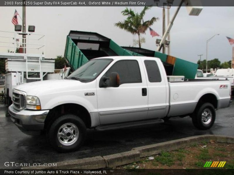 Oxford White / Medium Flint Grey 2003 Ford F250 Super Duty FX4 SuperCab 4x4