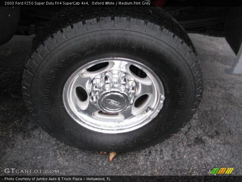 Oxford White / Medium Flint Grey 2003 Ford F250 Super Duty FX4 SuperCab 4x4