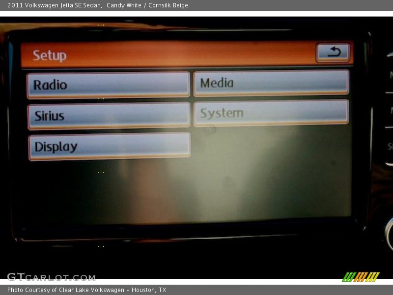 Candy White / Cornsilk Beige 2011 Volkswagen Jetta SE Sedan