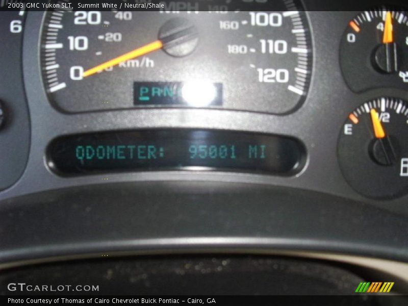Summit White / Neutral/Shale 2003 GMC Yukon SLT