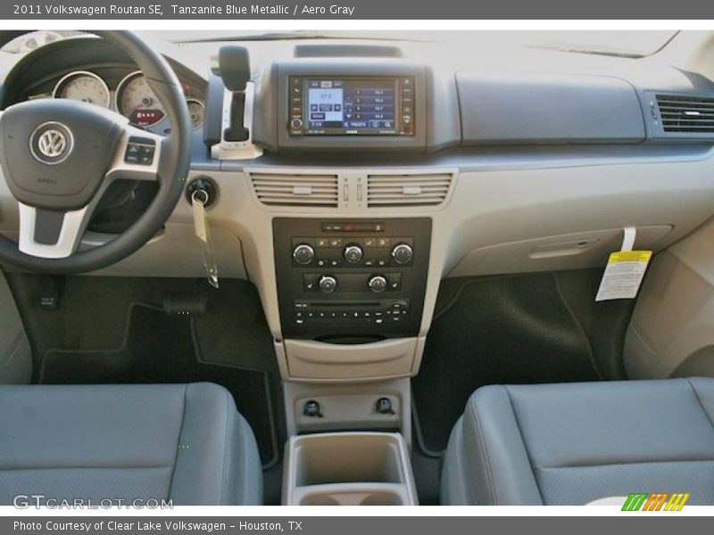 Dashboard of 2011 Routan SE