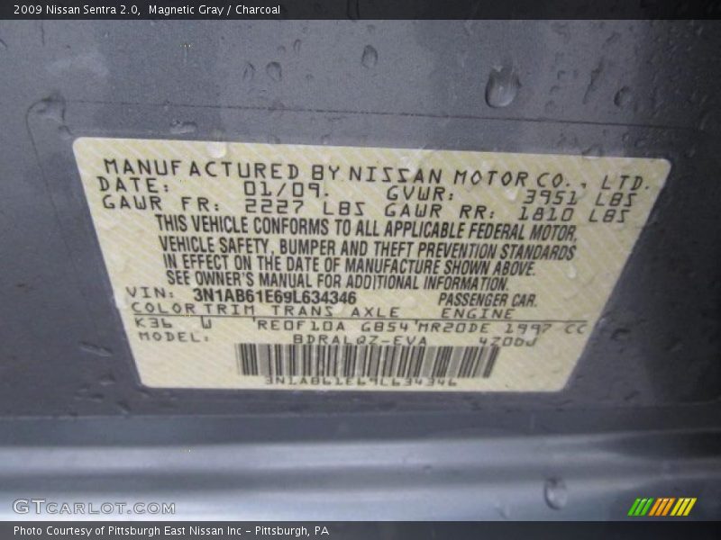 Magnetic Gray / Charcoal 2009 Nissan Sentra 2.0