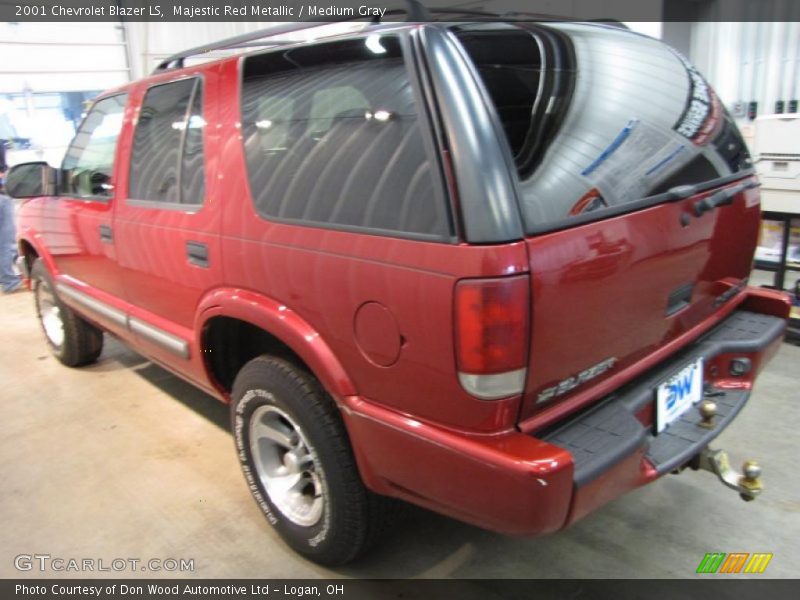 Majestic Red Metallic / Medium Gray 2001 Chevrolet Blazer LS
