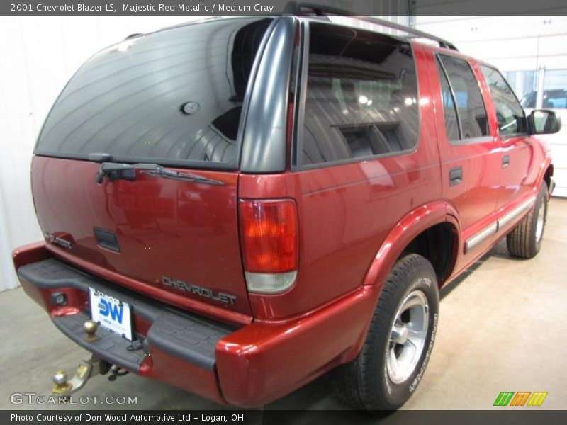 Majestic Red Metallic / Medium Gray 2001 Chevrolet Blazer LS