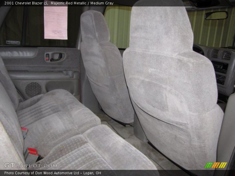 Majestic Red Metallic / Medium Gray 2001 Chevrolet Blazer LS