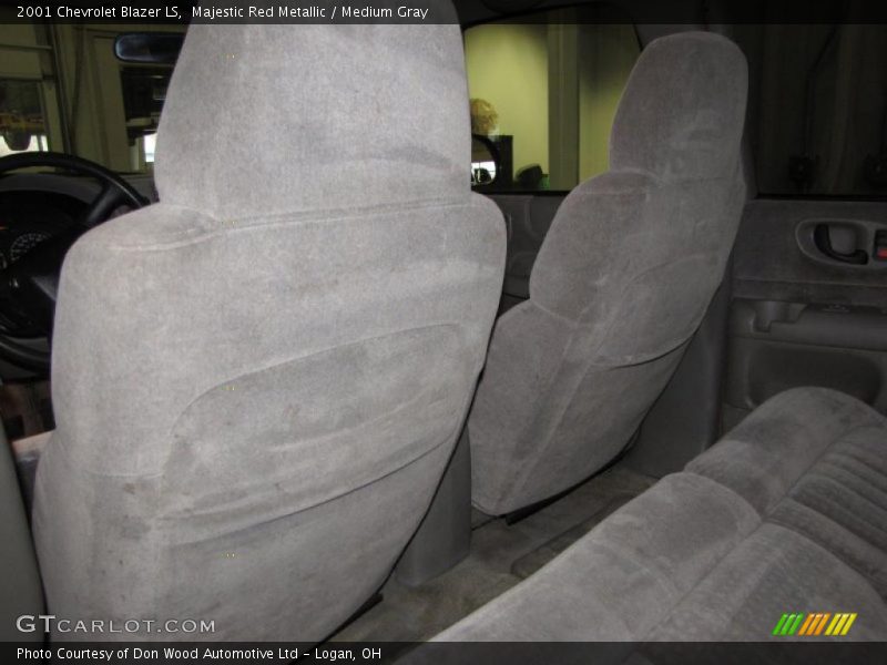 Majestic Red Metallic / Medium Gray 2001 Chevrolet Blazer LS