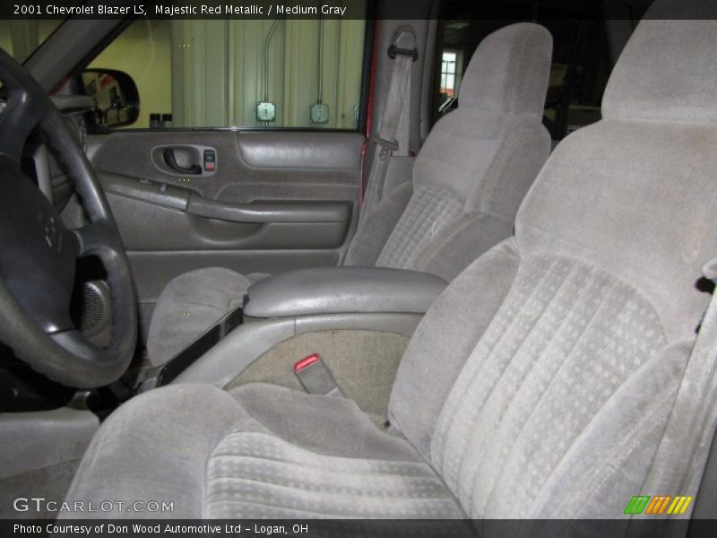 Majestic Red Metallic / Medium Gray 2001 Chevrolet Blazer LS