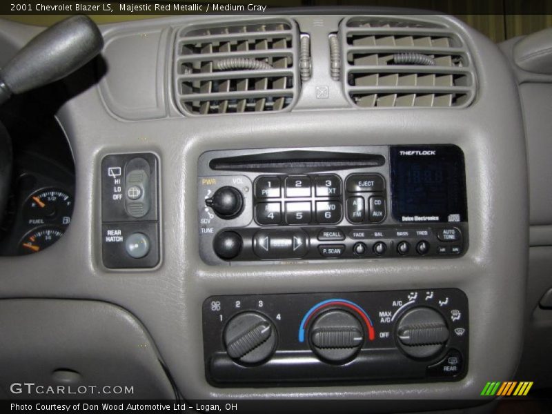Majestic Red Metallic / Medium Gray 2001 Chevrolet Blazer LS