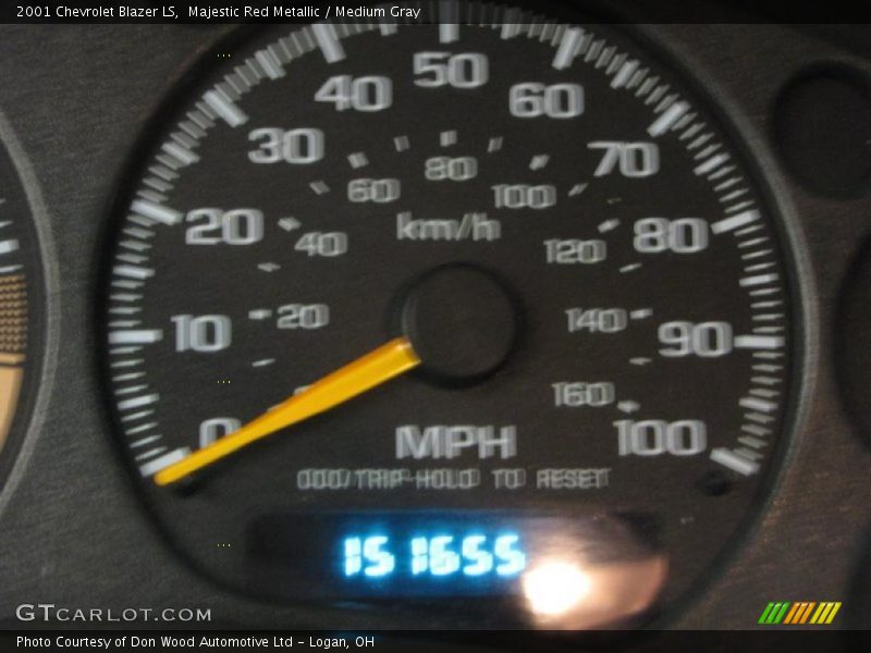 Majestic Red Metallic / Medium Gray 2001 Chevrolet Blazer LS