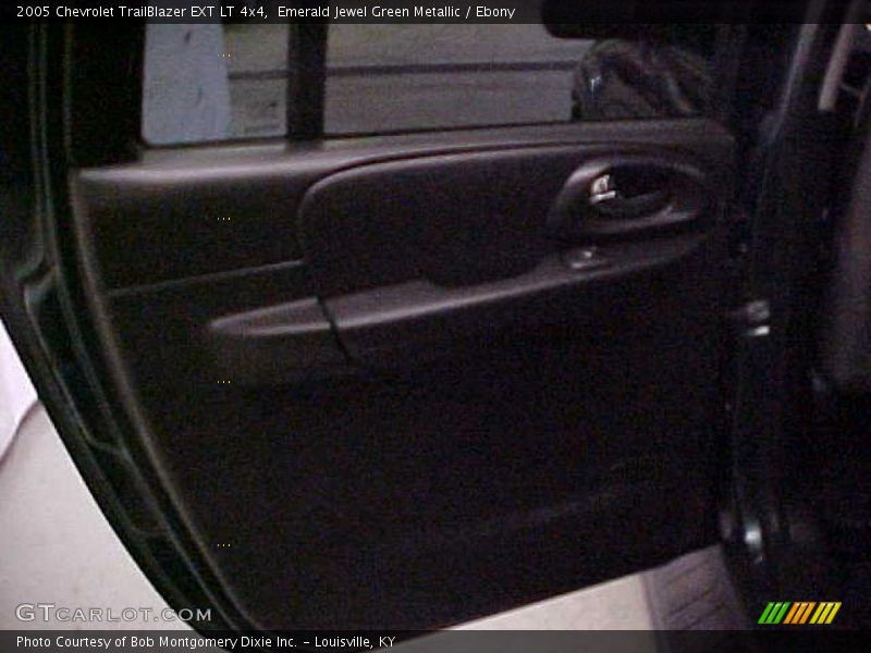 Emerald Jewel Green Metallic / Ebony 2005 Chevrolet TrailBlazer EXT LT 4x4