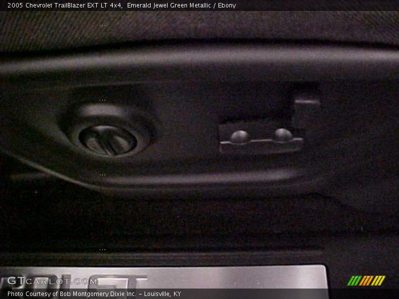 Emerald Jewel Green Metallic / Ebony 2005 Chevrolet TrailBlazer EXT LT 4x4