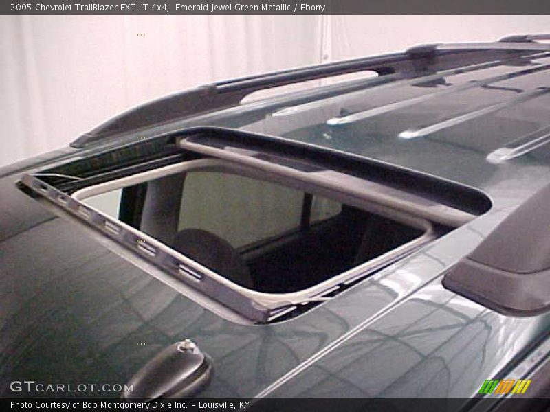 Emerald Jewel Green Metallic / Ebony 2005 Chevrolet TrailBlazer EXT LT 4x4