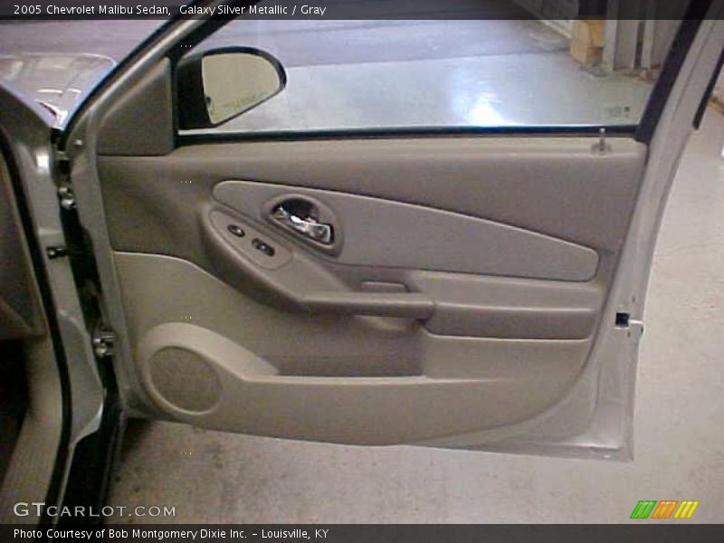 Galaxy Silver Metallic / Gray 2005 Chevrolet Malibu Sedan