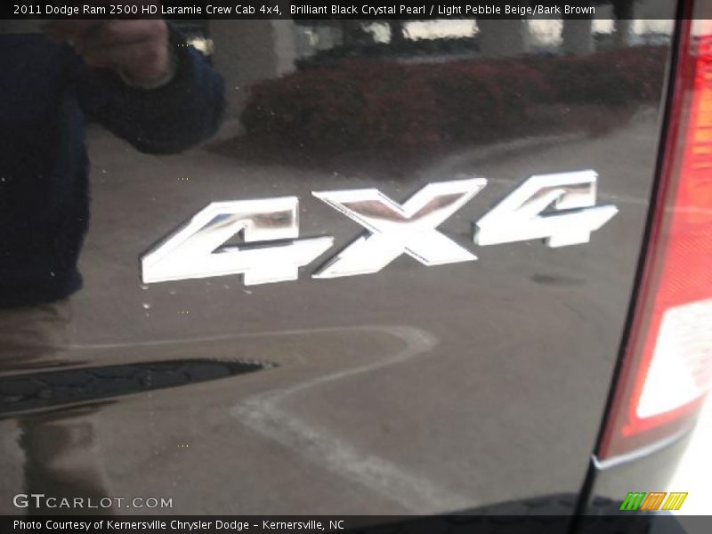 Brilliant Black Crystal Pearl / Light Pebble Beige/Bark Brown 2011 Dodge Ram 2500 HD Laramie Crew Cab 4x4