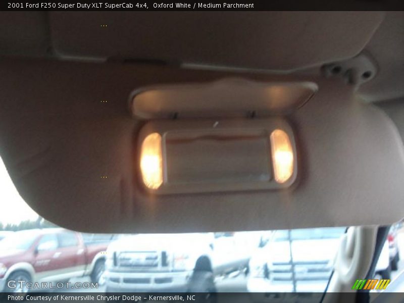 Oxford White / Medium Parchment 2001 Ford F250 Super Duty XLT SuperCab 4x4