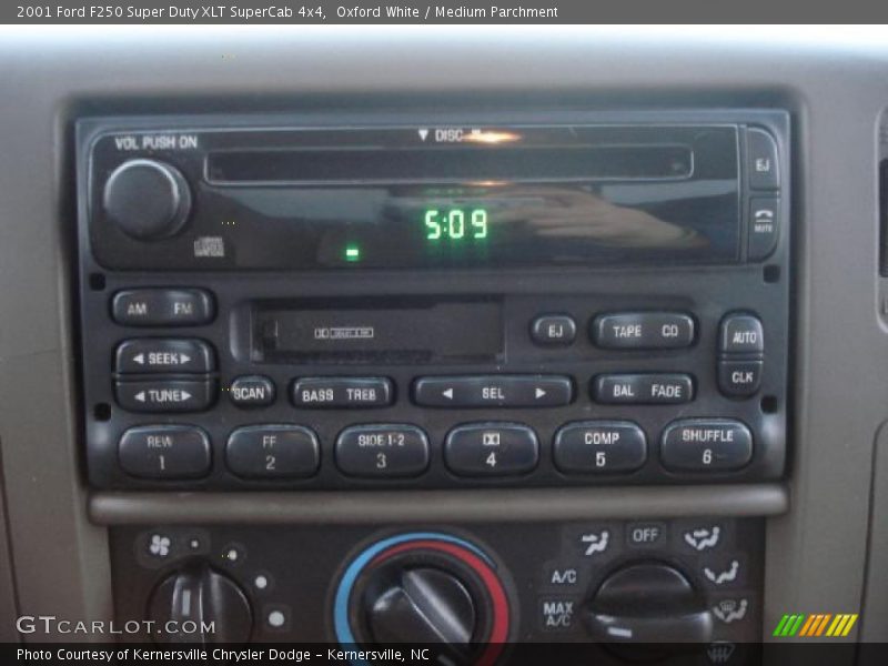 Oxford White / Medium Parchment 2001 Ford F250 Super Duty XLT SuperCab 4x4