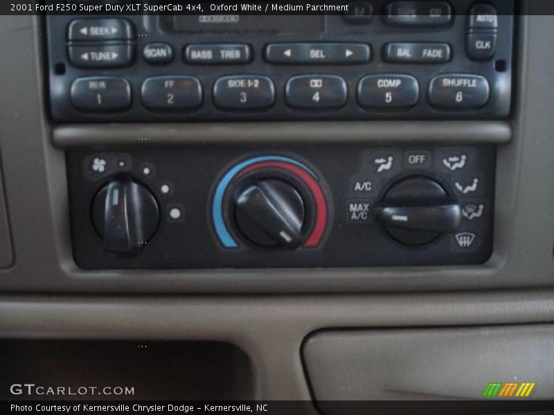 Oxford White / Medium Parchment 2001 Ford F250 Super Duty XLT SuperCab 4x4
