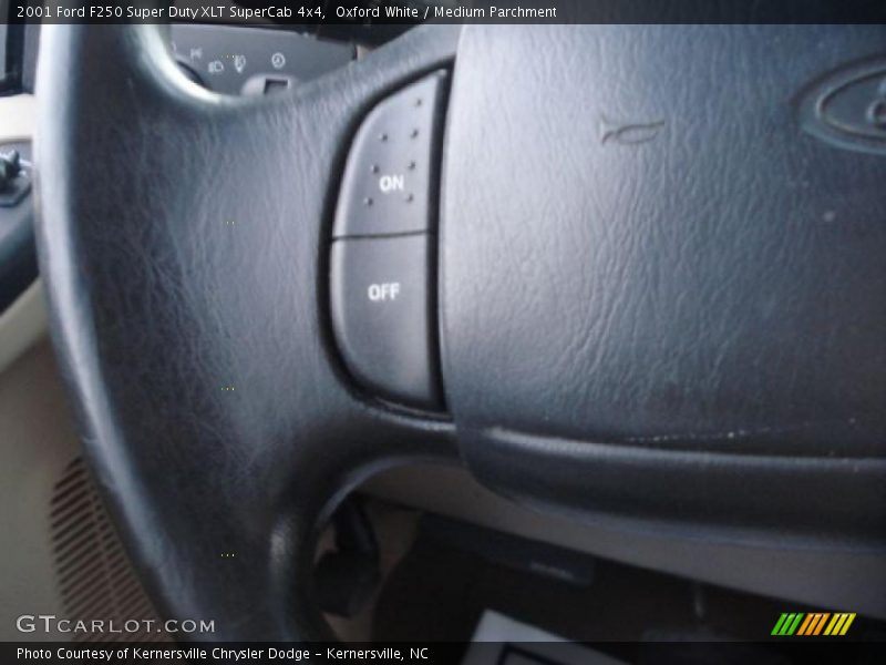 Oxford White / Medium Parchment 2001 Ford F250 Super Duty XLT SuperCab 4x4